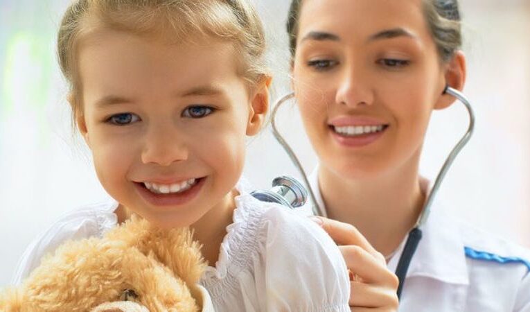 ΕΝΙΣΧΥΣΗ ΔΗΜΟΣΙΟΥ ΣΥΣΤΗΜΑΤΟΣ ΥΓΕΙΑΣ