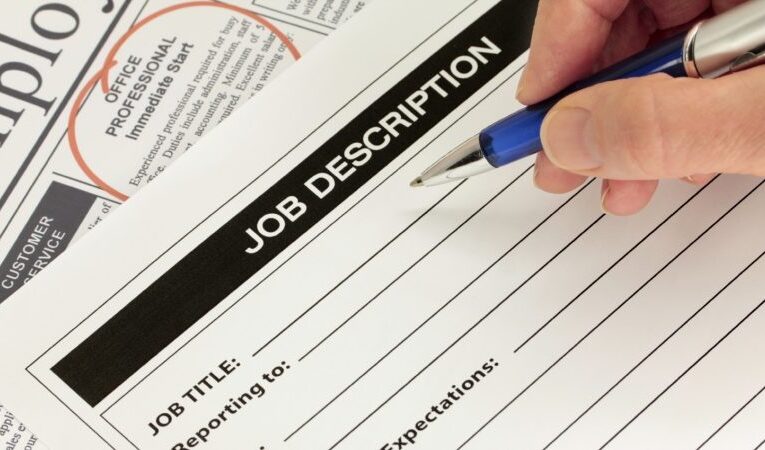 Προκήρυξη μιας θέσης Επικουρικού ιατρού στο Ναυτικό Νοσοκομείο Κρήτης